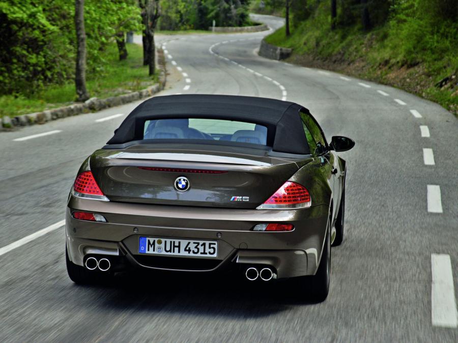  BMW M6 Convertible 2006 года  (фото 27 из 67)